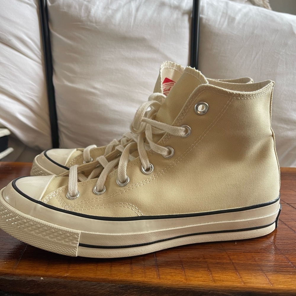 CHUCK 70 NO WASTE CANVAS SNEAKER IN LEMON DROP, EGRET, & BLACK